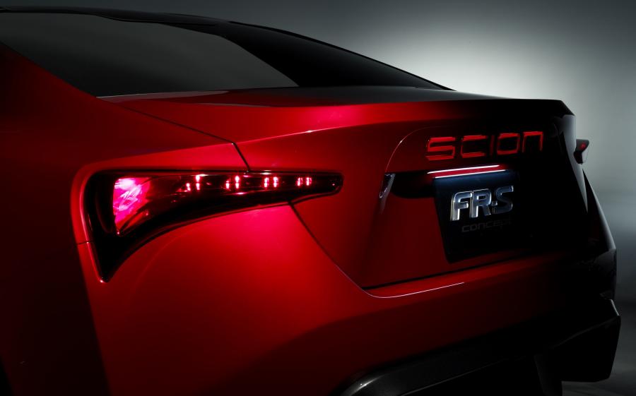 Детали экстерьера Scion FR-S Concept 2011 года  (фото 3 из 50)